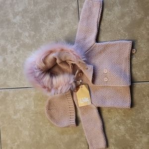 Lux hooded sweater with seperate hat